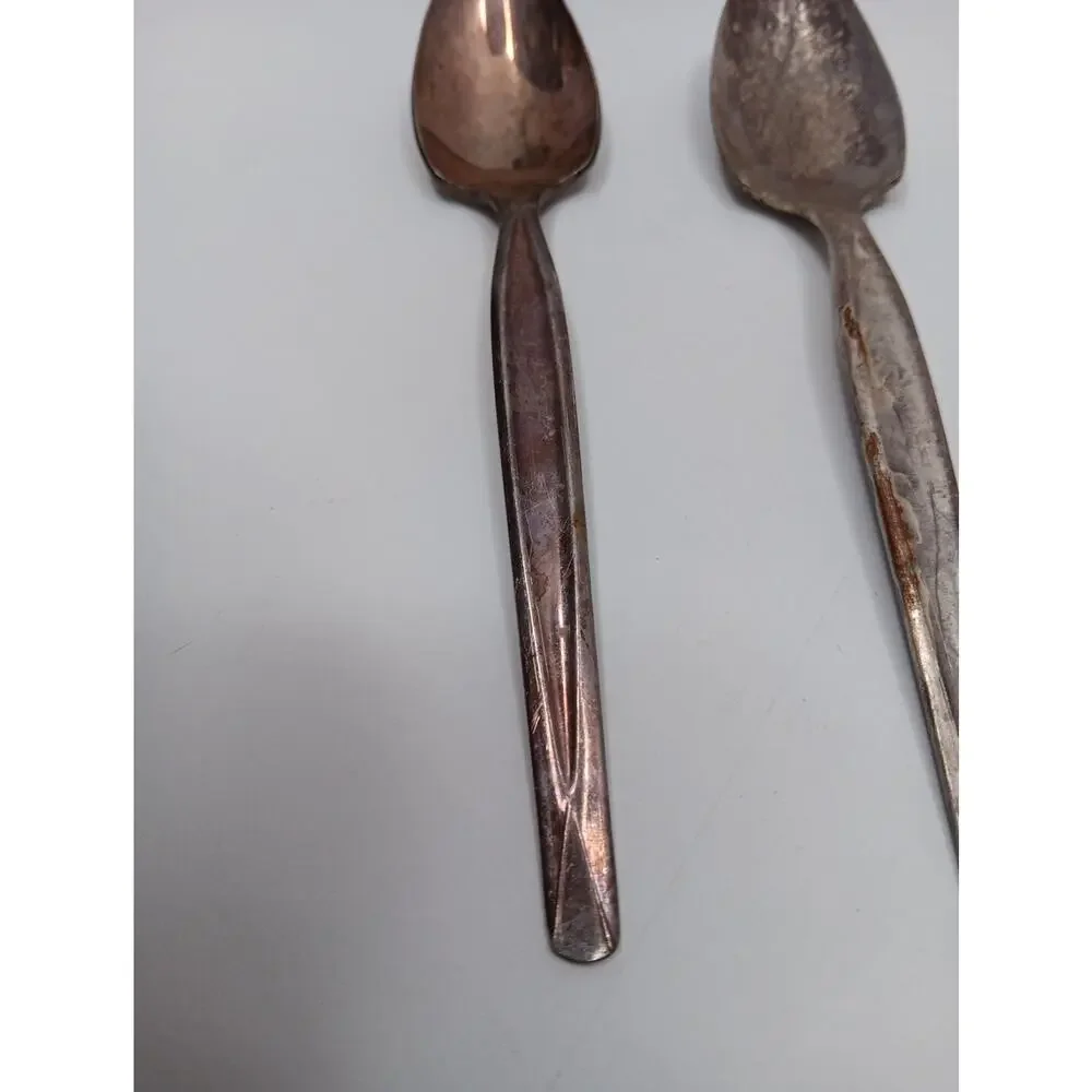 WM. Rogers MFG. CO. Mid Century Nassau Pattern Grapefruit Spoons